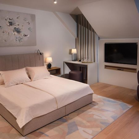 Bed and Breakfast Hisa Putr Trzin Экстерьер фото