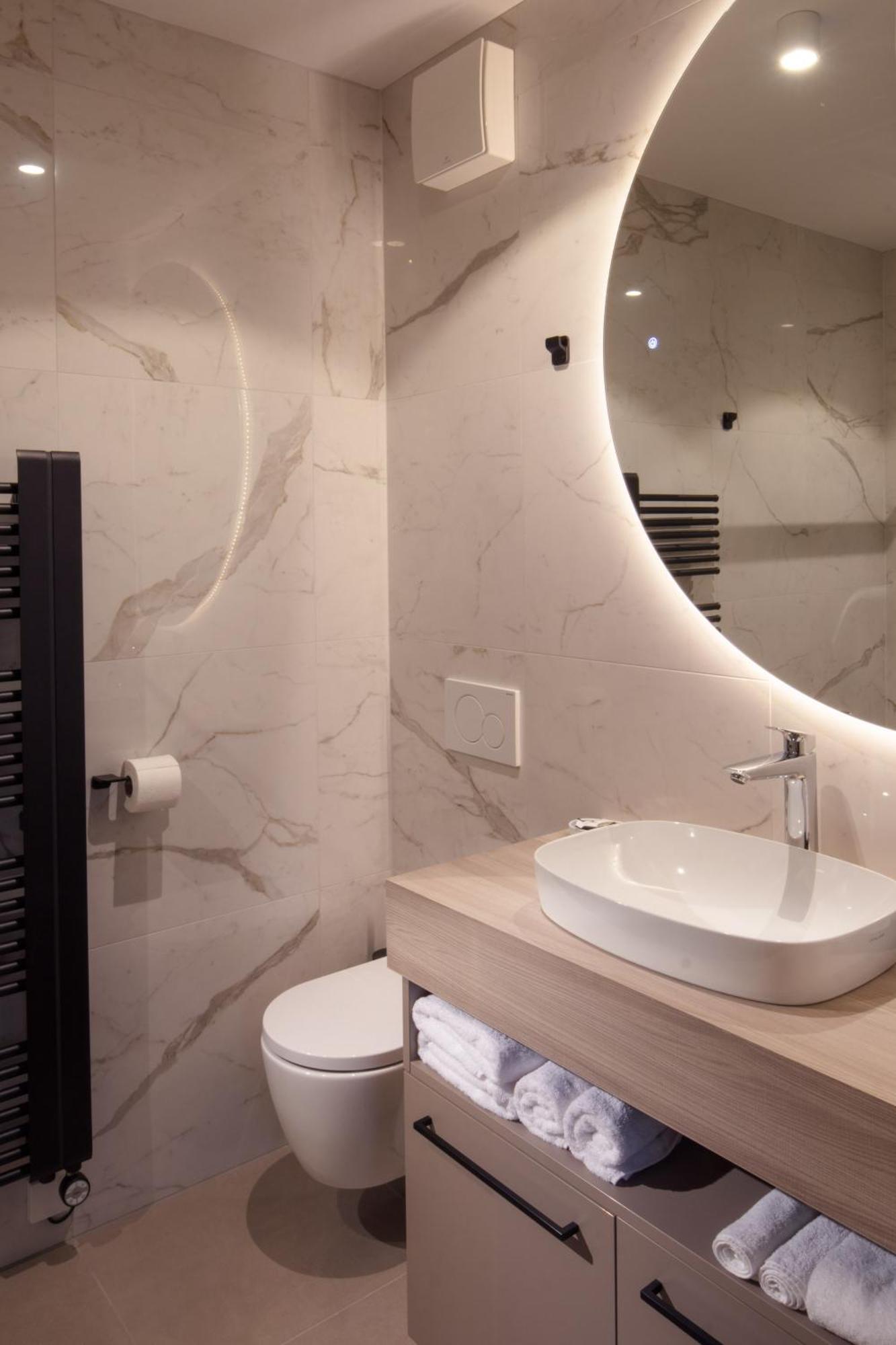 Bed and Breakfast Hisa Putr Trzin Экстерьер фото